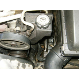 1999-2004 Замена шланга давления гидроусилителя рулевого управления Jeep Grand Cherokee