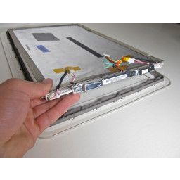 Замена ЖК-дисплея EMC 1936 iMac G4 17 800 МГц